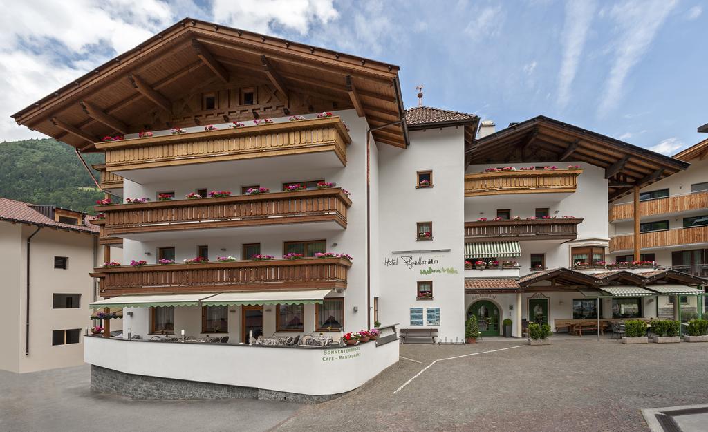 Hotel Pfandleralm San Martino In Passiria  Екстериор снимка