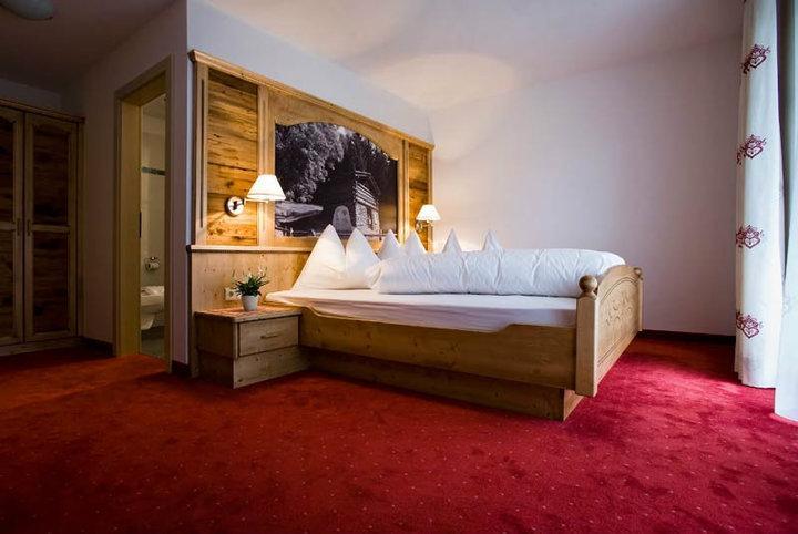Hotel Pfandleralm San Martino In Passiria  Стая снимка