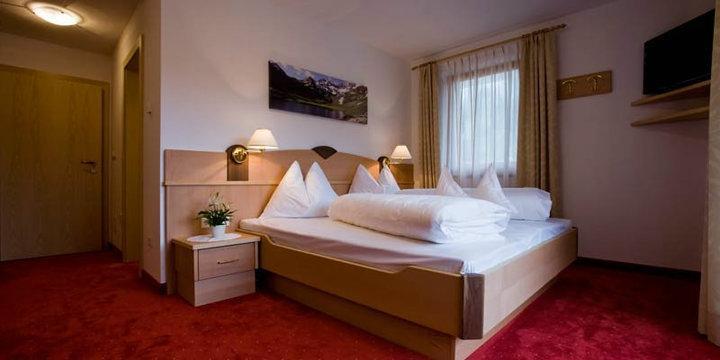 Hotel Pfandleralm San Martino In Passiria  Стая снимка